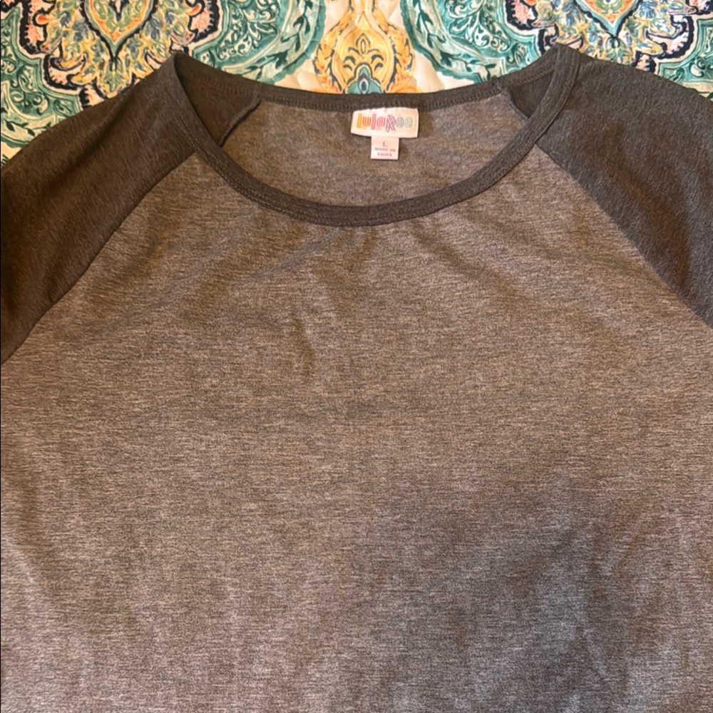Lularoe Women's Grey Raglan Top